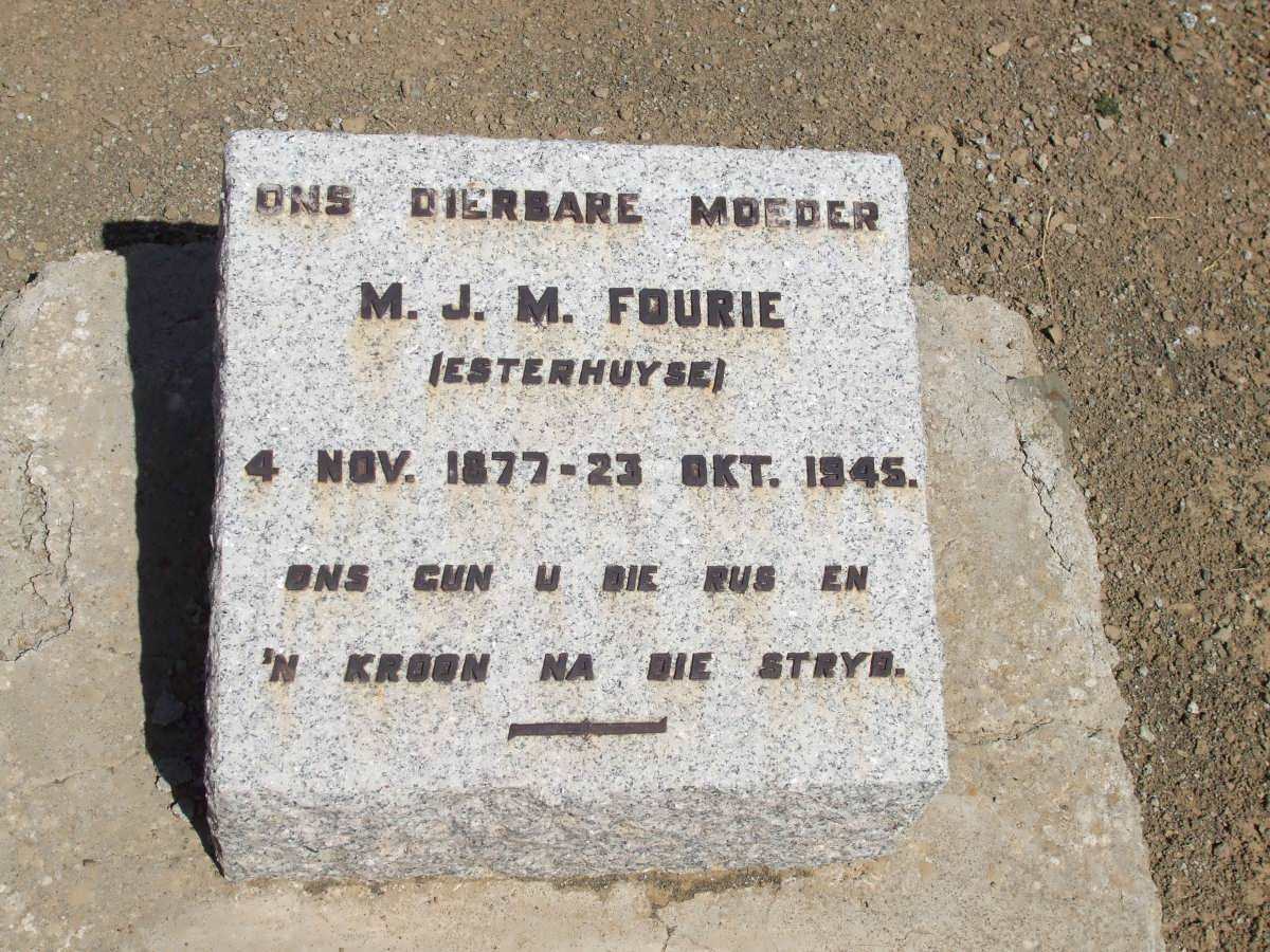 FOURIE M.J.M nee ESTERHUYSE 1877-1945