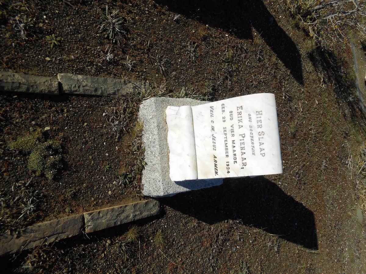 PIENAAR Erika 1924-1924