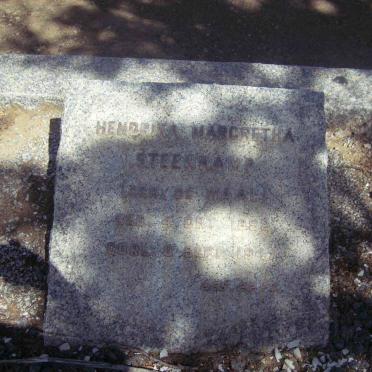 STEENKAMP Hendrika Margaretha nee DE WAAL 1892-1947