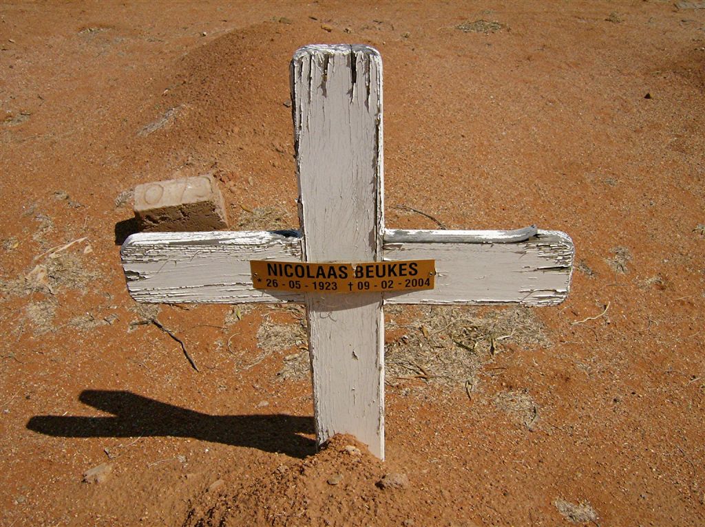 BEUKES Nicolaas 1923-2004