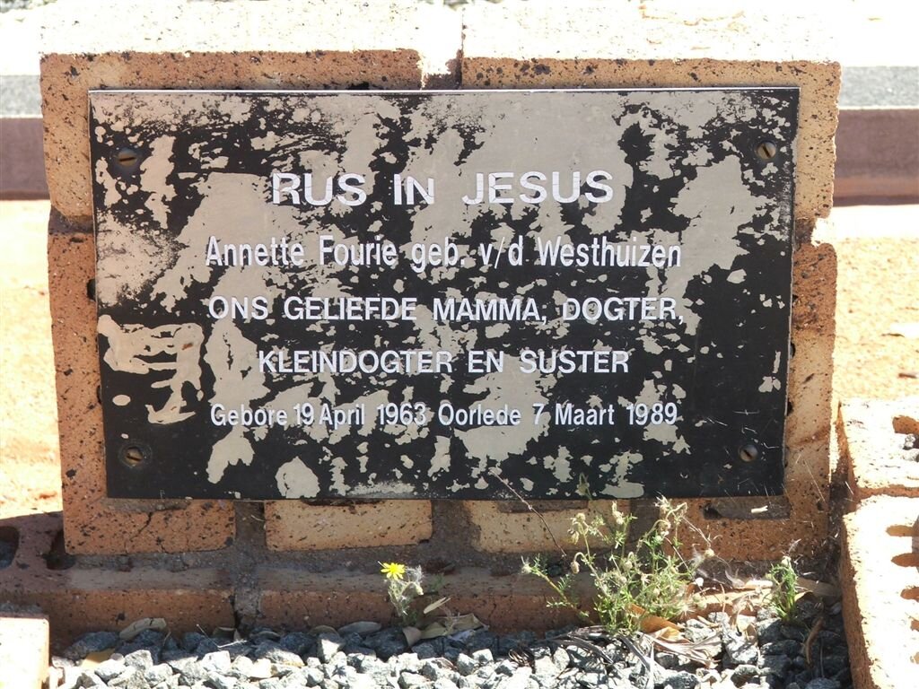 FOURIE Annette nee V.D.WESTHUIZEN 1963-1989