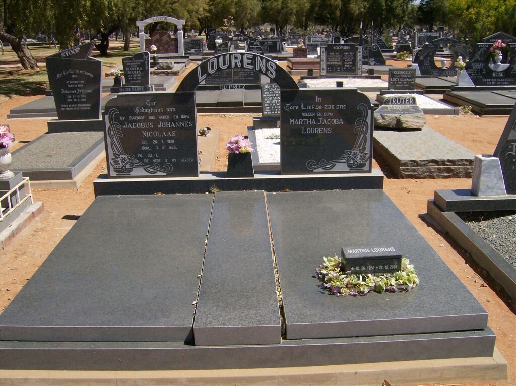 LOURENS Jacobus Johannes Nicolaas 1920-1986 &amp; Martha Jacoba :: LOURENS Marthie 1924-2004