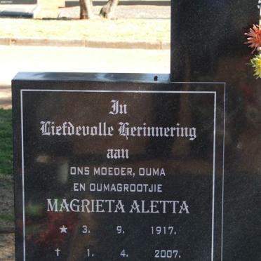 ROUX Nicolaas Johannes 1911-1975 &amp; Magrieta Aletta 1917-2007