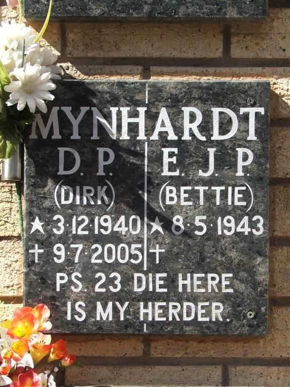 MYNHARDT D.P. 1940-2005 &amp; E.J.P. 1943-