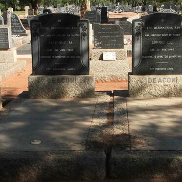 DEACON Edward E.L. 1940-1961 :: DEACON Jacobine M. 1938-1961