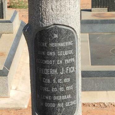 F - Surnames :: Vanne - F