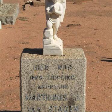 STADEN Marthinus J., van 1960-1960