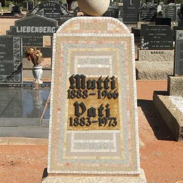 WURTH Vati 1883-1973 &amp; Mutti 1888-1966