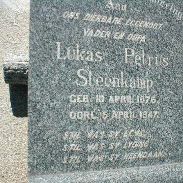 STEENKAMP Lukas Petrus 1876-1947