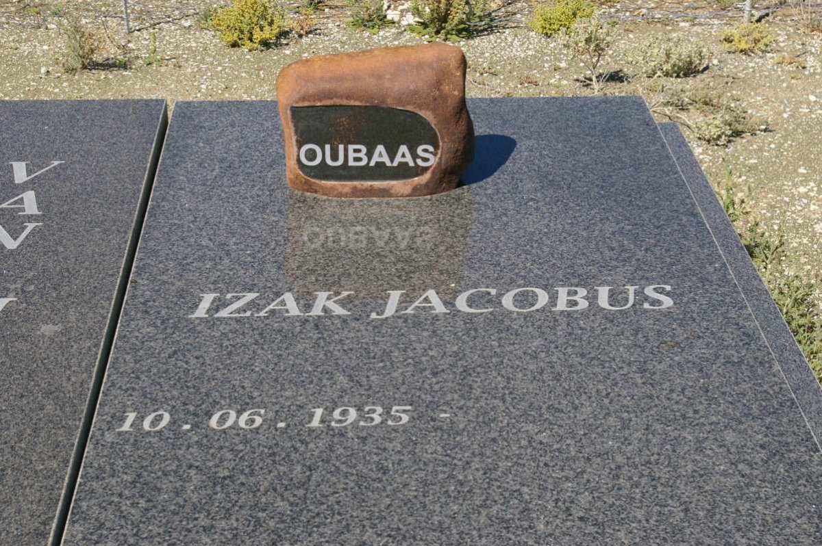 HEERDEN Izak Jacobus, van 1935-  &amp; Martha Sophia 1937-2006