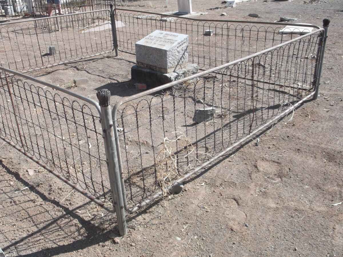 EASTON James :: EASTON E. 