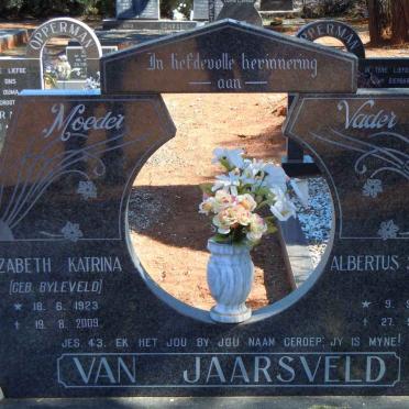 JAARSVELD Albertus Stephanus, van 1923-1992 &amp; Elizabeth Katrina BYLEVELD 1923-2009