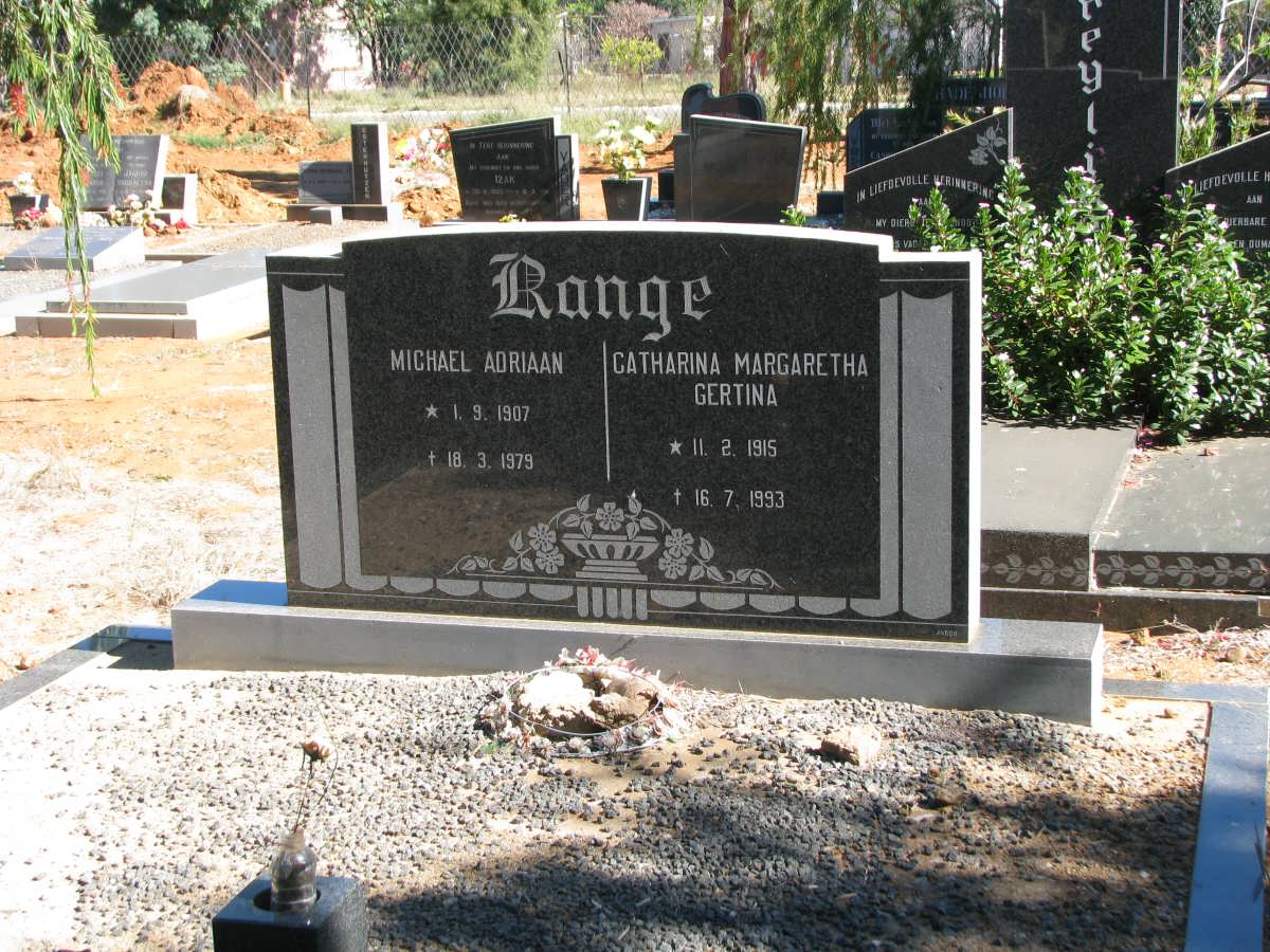 RANGE Michael Adriaan 1907-1979 &amp; Catharina Margaretha Gertina 1915-1993
