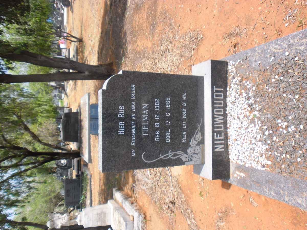 NIEUWOUDT Tielman 1902-1969