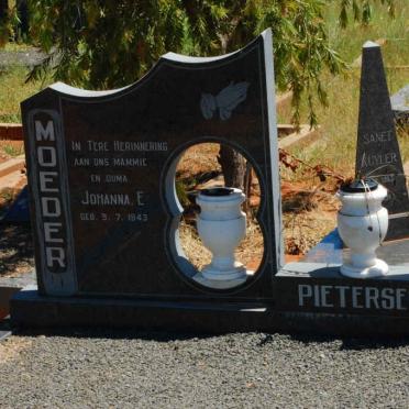 PIETERSEN Johannes C. 1934-1998 &amp; Johanna E. 1943-