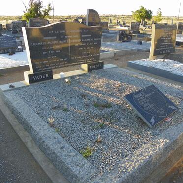 BRUWER Lodewicus Jacobus 1898-1984 &amp; Gertruida Margaretha JACOBS 1904-1970 :: BRUWER Gabriel Gerhardus 1925-1995