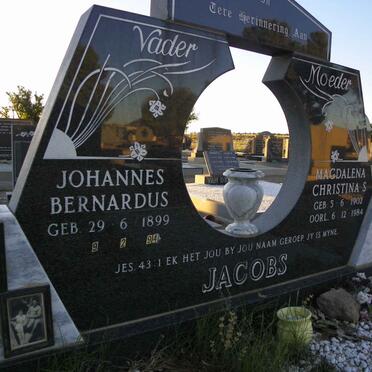 JACOBS Johannes Bernardus 1899-1994 &amp; Magdalena Christina S. 1902-1984