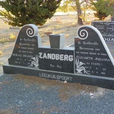 ZANDBERG Nicolaas Johannes 1910-1979 &amp; Elizabeth Johanna CLOETE 1915-1996