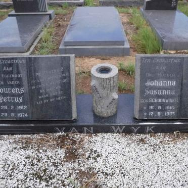 WYK Lourens Petrus, van 1912-1974 &amp; Johanna Susanna SCHOONWINKEL 1916-1985