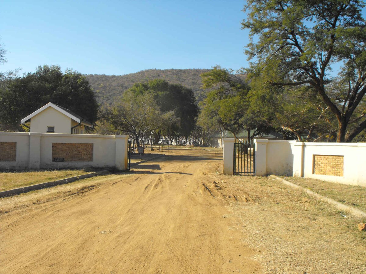 1. Ingang / Entrance