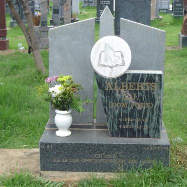 ALBERTS L.J. 1924-2001