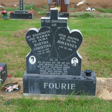 FOURIE Johannes 1936-  &amp; Martha Christina 1939-2007