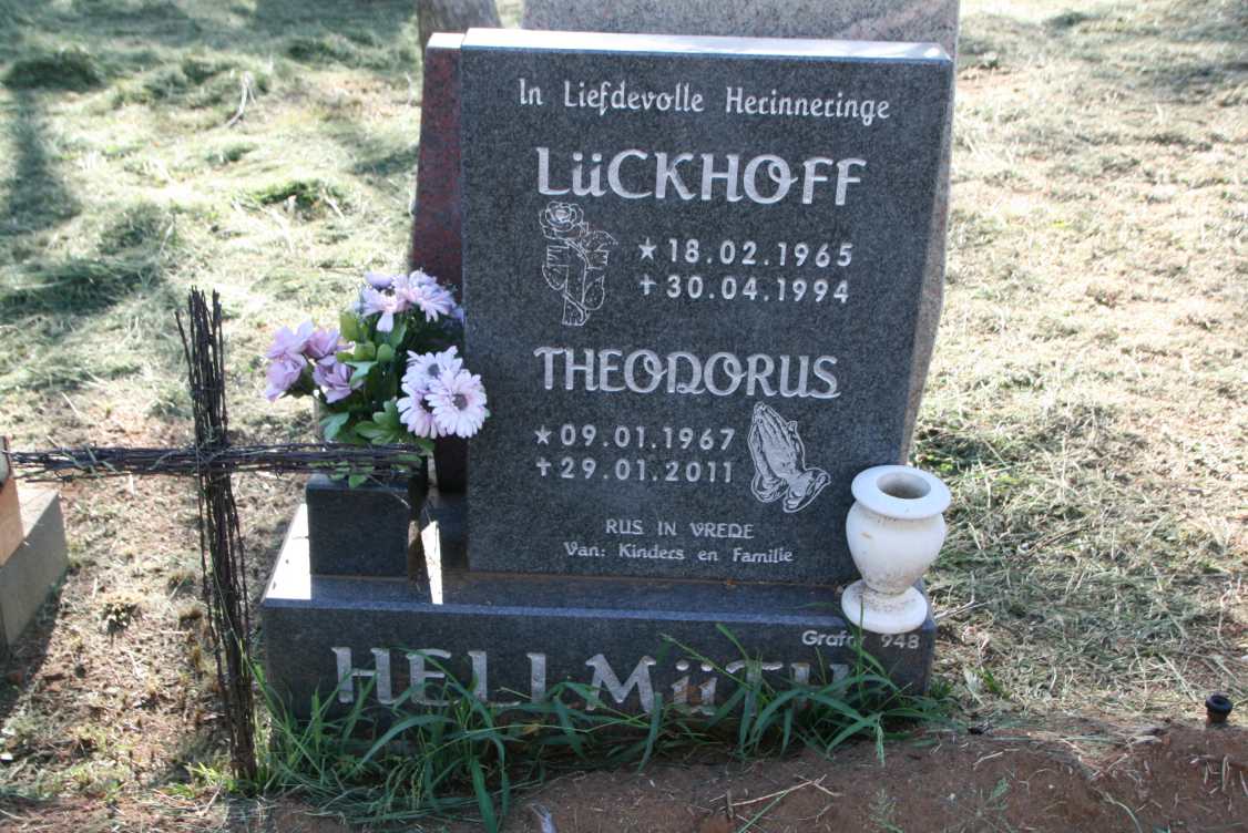 HELLMUTH Luckhoff 1965-1994 :: HELLMUTH Theodorus 1967-2011