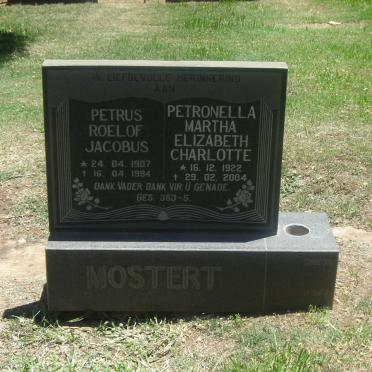 MOSTERT Petrus Roelof Jacobus 1907-1994 &amp; Petronella Martha Elizabeth Charlotte 1922-2004