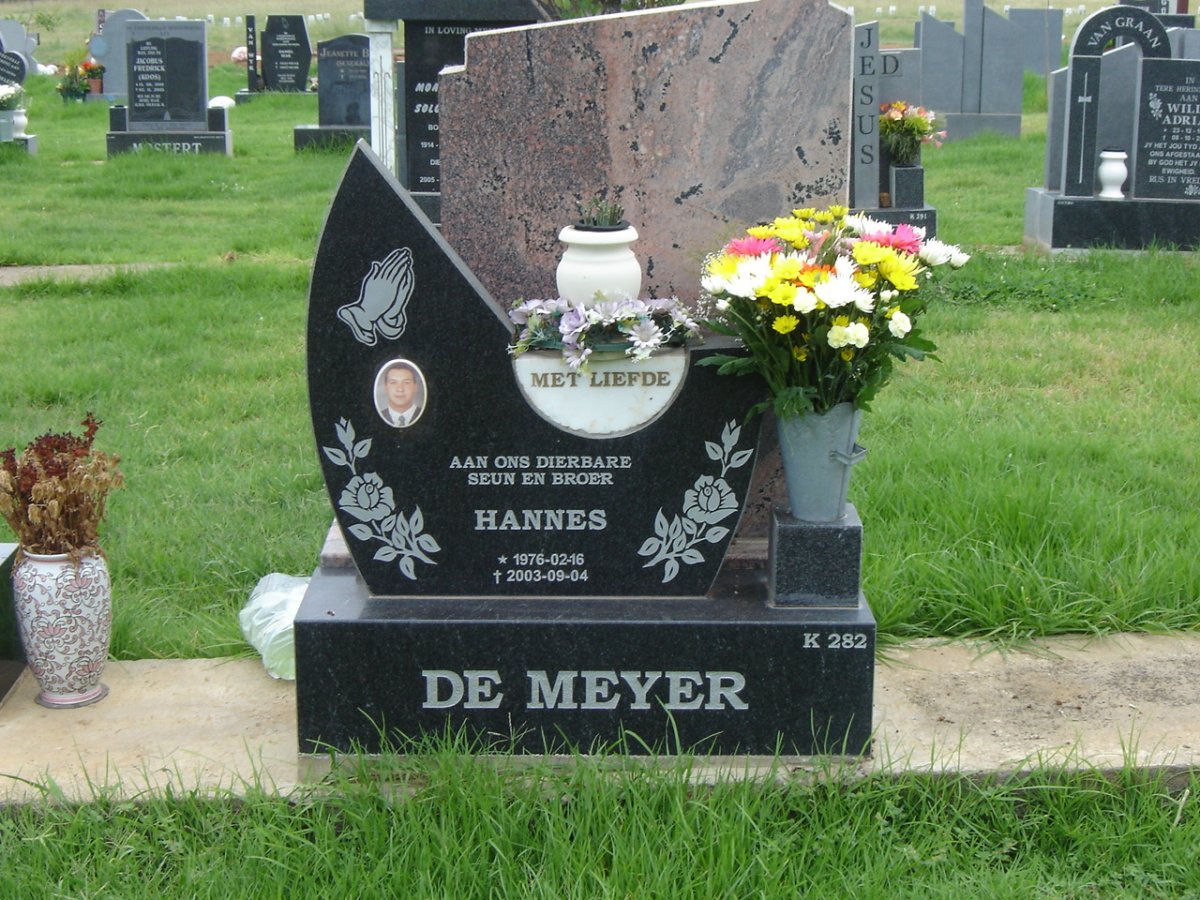 MEYER Hannes, de 1976-2003