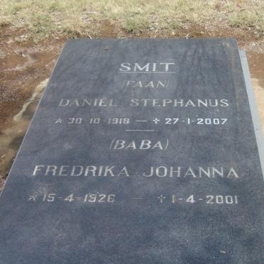 SMIT Daniel Stephanus 1918-2007 &amp; Frederika Johanna 1926-2001