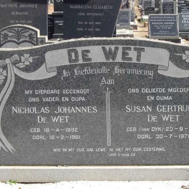 WET Nicholas Johannes, de 1892-1961 &amp; Susan Gertrude VAN DYK 1907-1976