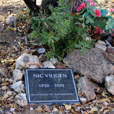 VILJOEN Nic 1930-2010