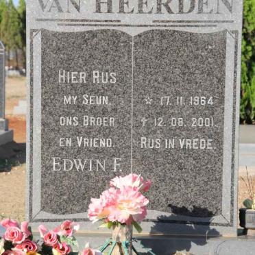 HEERDEN Edwin F., van 1964-2001