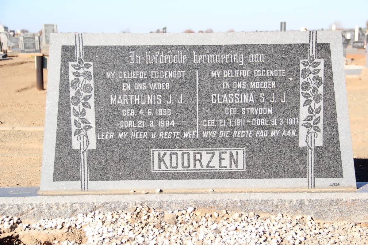 KOORZEN Marthunis J. J. 1896-1984 &amp; Classina S. J. J. STRYDOM 1911-1987