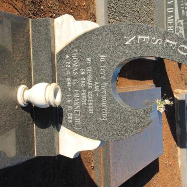 KNOESEN Thomas G. 1941-1983