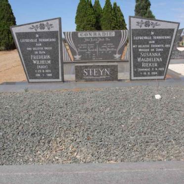 STEYN Frederik Wilhelm 1920-1998 &amp; Susanna Magdalena Rieker HAVENGA 1926-1994