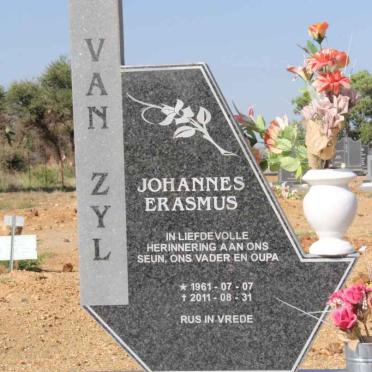 ZYL Johannes Erasmus, van 1961-2011