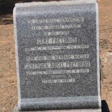 PRETORIUS Gert 1871-1945 &amp; Gertruida Abigel 1866-1955