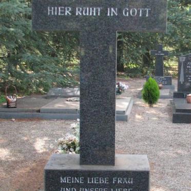 LÜSSMANN Juliane L. nee SCHULENBURG 1914-1984