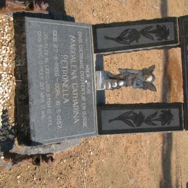 OLIVIER Magdalena Catharina Petronella 1956-1957