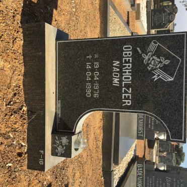 OBERHOLZER Naomi 1976-1990