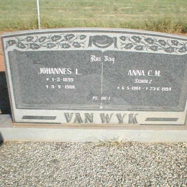WYK Johannes L., van 1899-1980 &amp; Anna C.M. SCHULZ 1904-1994