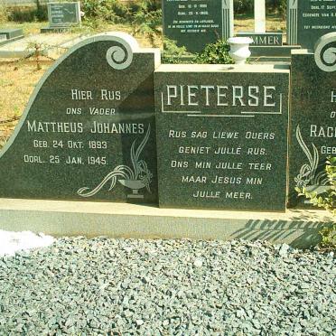 PIETERSE Mattheus Johannes 1893-1945 &amp; Rachel Elizabeth KROMHOUT ??-??