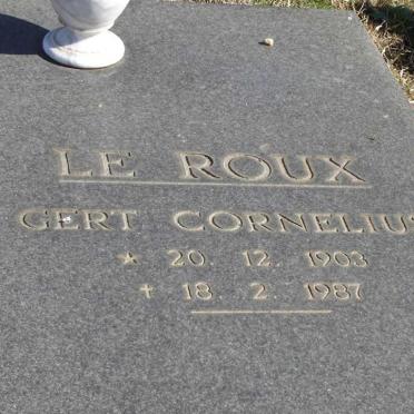 ROUX Gert Cornelius, le 1903-1987