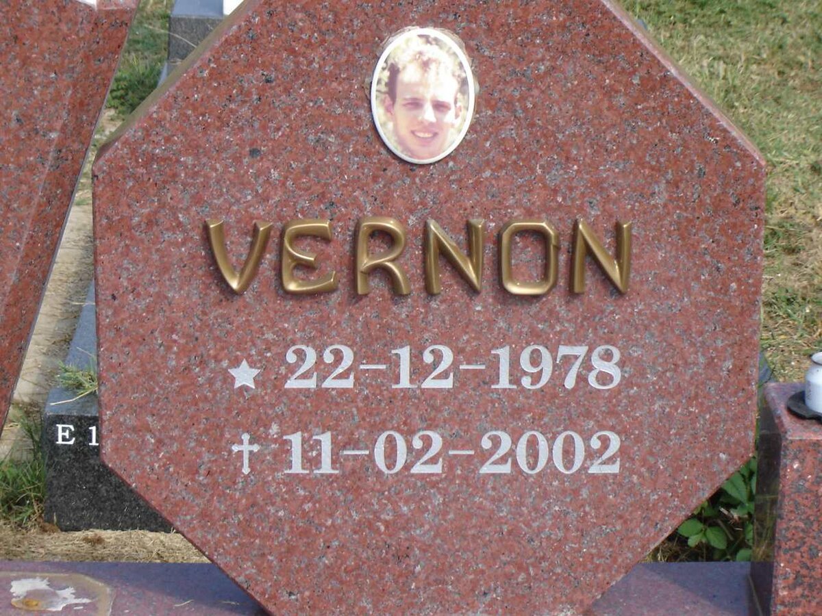 SMITH Vernon 1978-2002