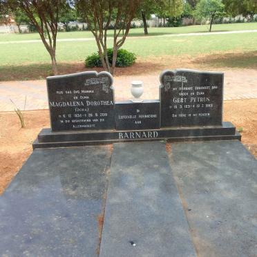 B - Vanne :: Surnames - B