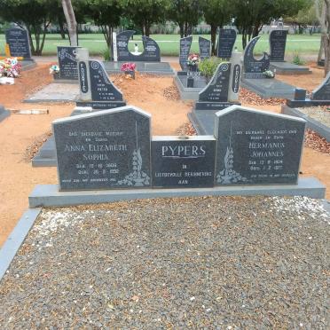 PYPERS Hermanus Johannes 1904-1977 &amp; Anna Elizabeth Sophia 1909-1992