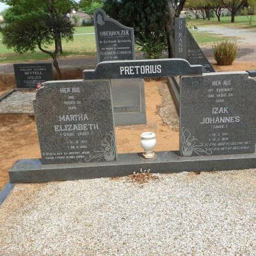 PRETORIUS Izak Johannes 1910-1979 &amp; Martha Elizabeth KRUGER 1922-1988