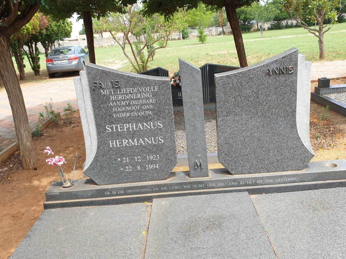 ? Stephanus Hermanus 1923-1994