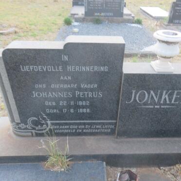 JONKER Johannes Petrus 1882-1968 &amp; Wilhelmina Johanna CAMPHER 1890-1964